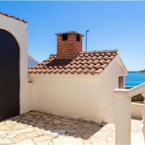 4 Bedroom Villa with Pool near Milna, Brac Island Sleeps 8 